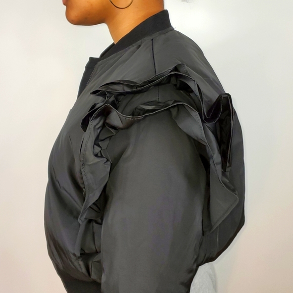Black Ruffle Shoulder Double Front Zip Cropped Bomber Jacket - Picture 4 of 5